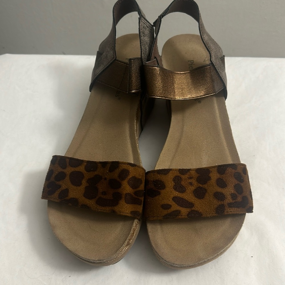 Ladies Wedge Sandals by Pierre Dumas